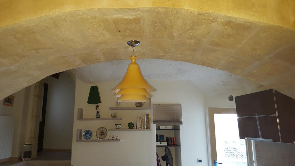 Villa Casa Il Gufo E La Pupa Matera Habitación foto